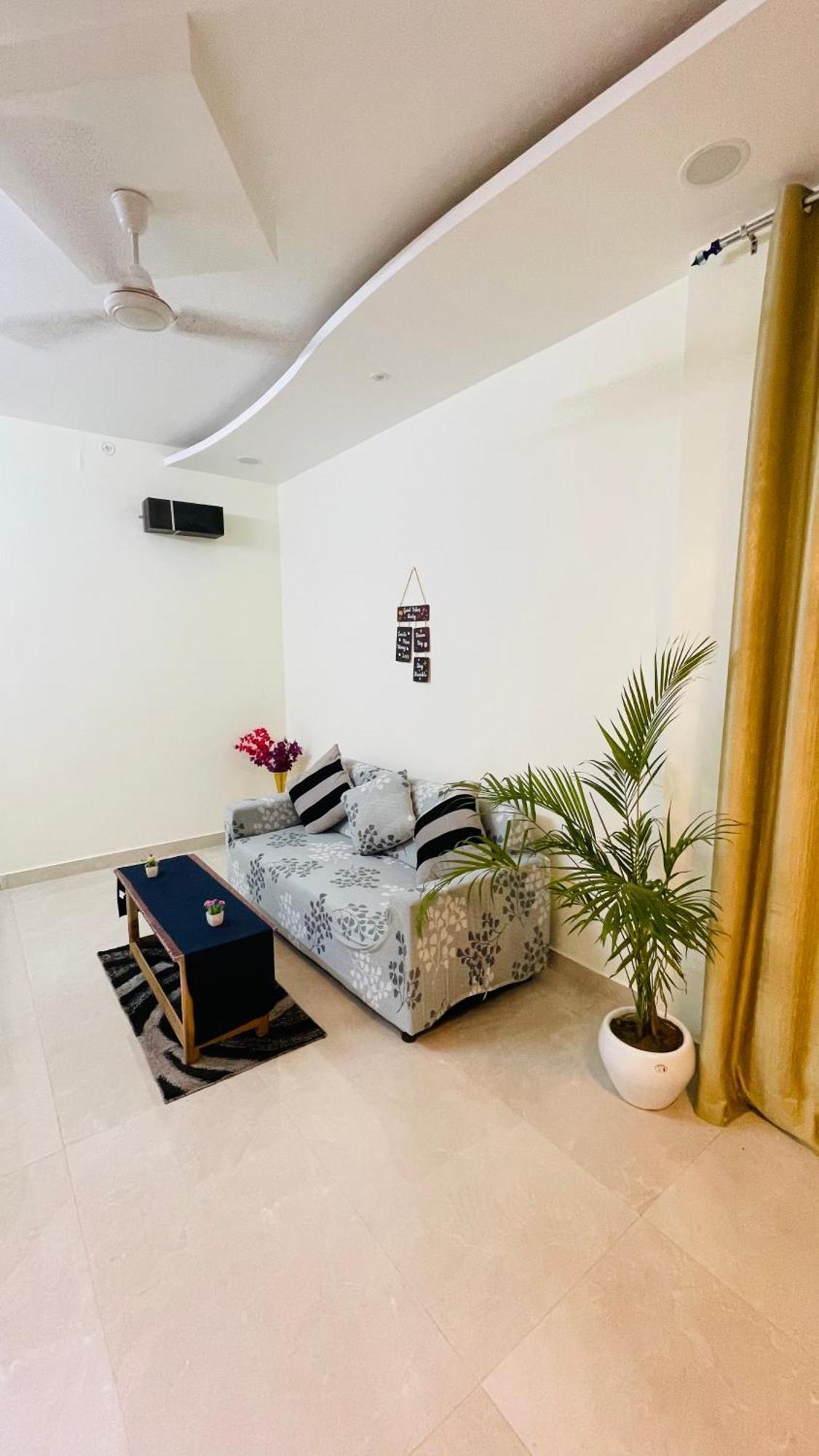 Atulyam Stays Sushant Golf City Лакхнау Экстерьер фото